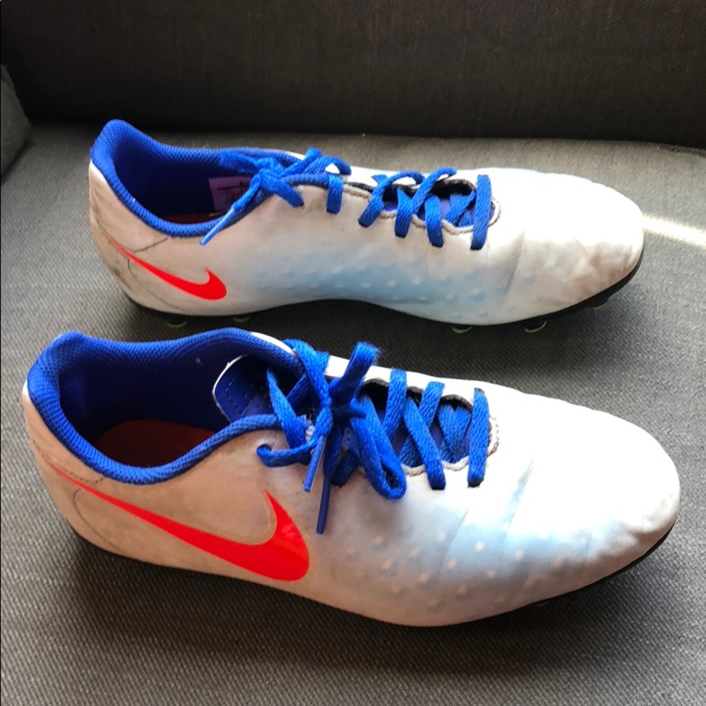 ⚽️ Nike soccer cleats